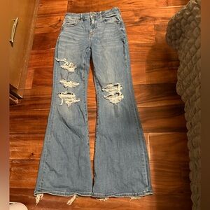 American‎ Eagle Curvy Super High Rise Mom Jeans 4 | Distressed Raw Hem (0714)